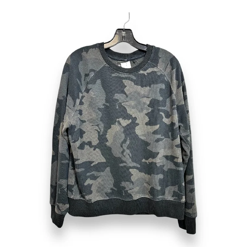 Sweatshirts with polka dot trim -Sweatshirt Collar By Prana In Camouflage Print, Size: L