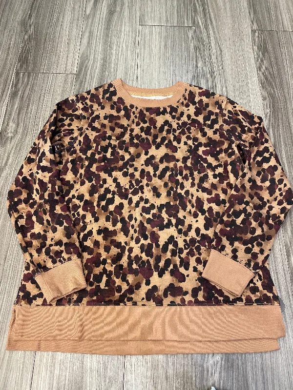 Green sweatshirts for winter style -Sweatshirt Crewneck By Stars Above In Animal Print, Size: M