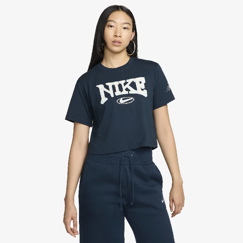 sports team t-shirts -NIKE | WMN'S SPORTSWEAR LOOSE SHORT-SLEEVE CROPPED T-SHIRT { BLUE