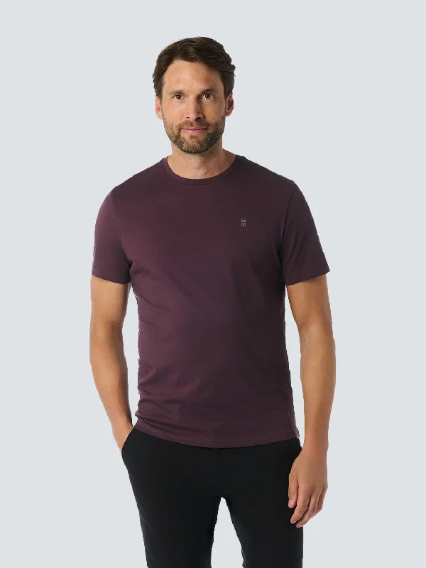 soft street t-shirts -Basic T-Shirt: The Perfect Choice for Everyday Use | Aubergine