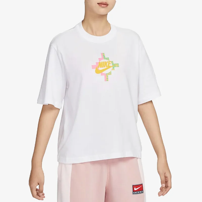 soft cotton t-shirts women -Nike | WMN'S BOXY  { WHITE