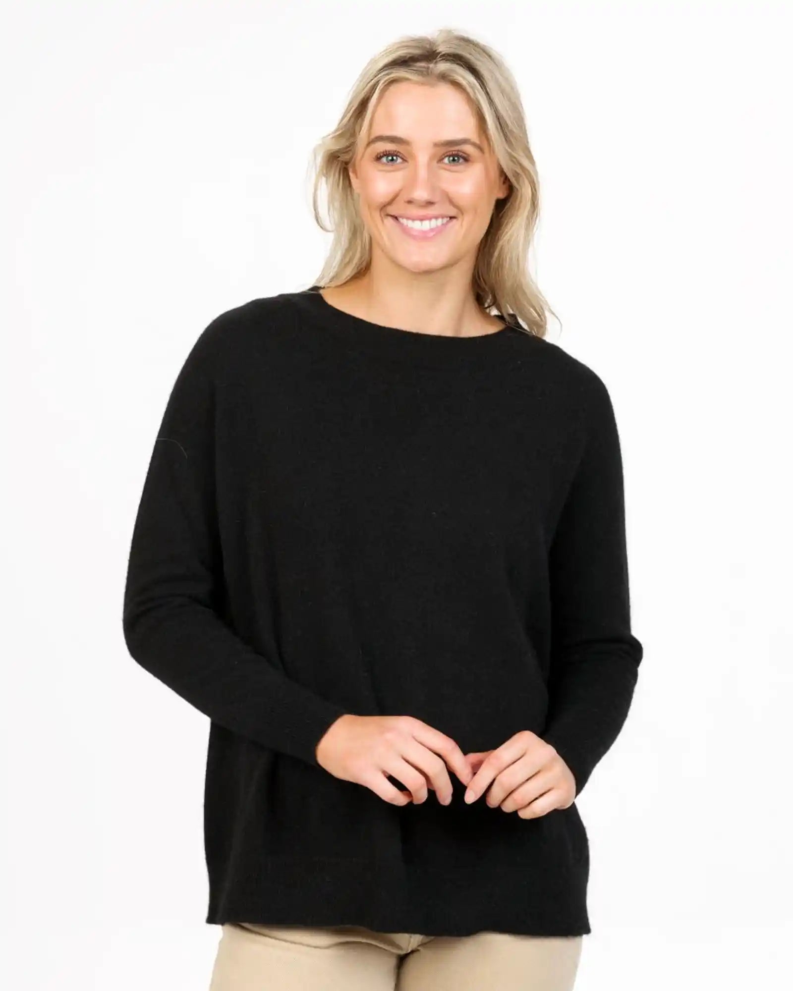 Pullover sweater with flared sleeves -Black Women's Lounge Sweater - NB816