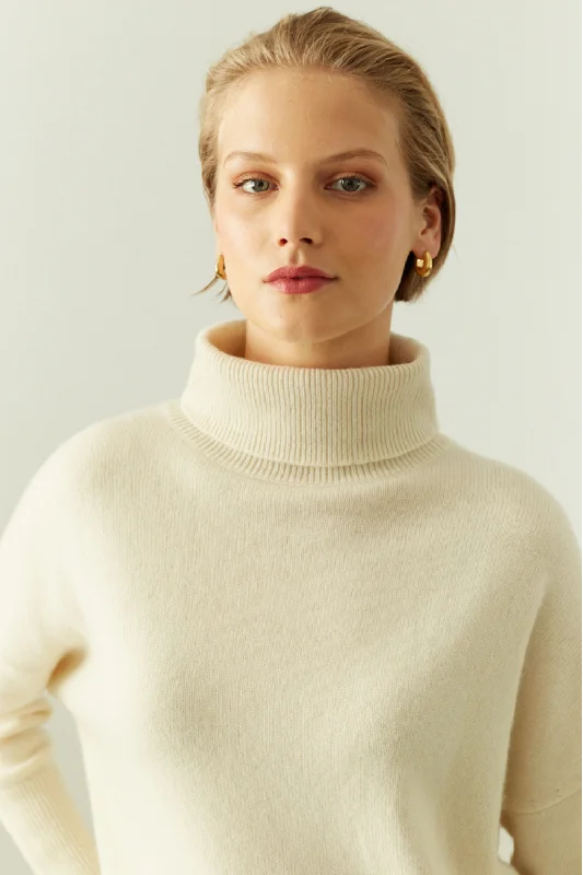 Pullover sweater with wave design -Cream Cashmere Rollneck Sweater