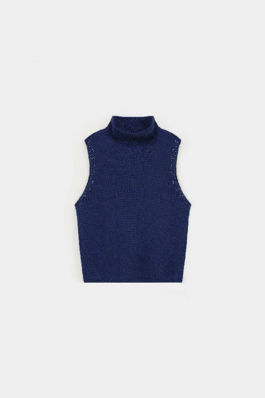 Pullover sweater with side vents -Cropped Halter Neck Sweater