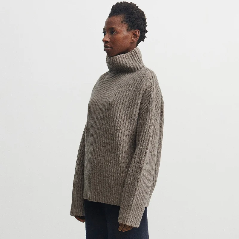 Pullover sweater with fitted hem -Womens Lambswool Rib Sweater - Hazel Melange