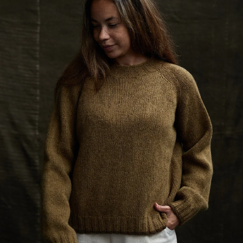 Pullover sweater with ribbed back -Loam Adults Sweater - Lambswool - Asparagus