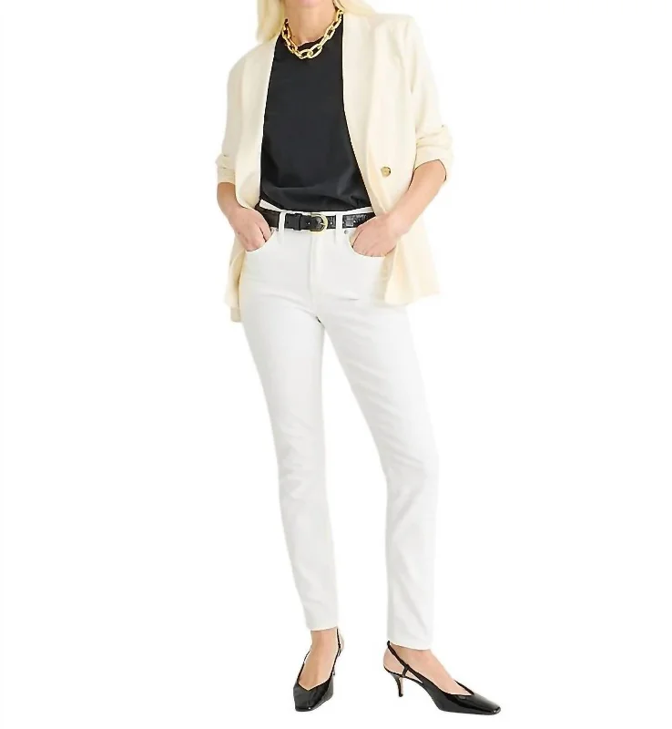 straight leg pants classic -9" Toothpick Jean In White